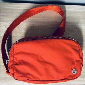 Lululemon Everywhere Belt Bag 1L Coral Colored
